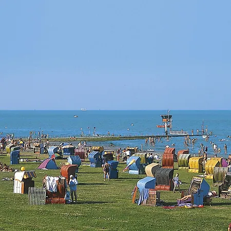 B4 Direkt Am Binnensee- Seeblick By Interhome